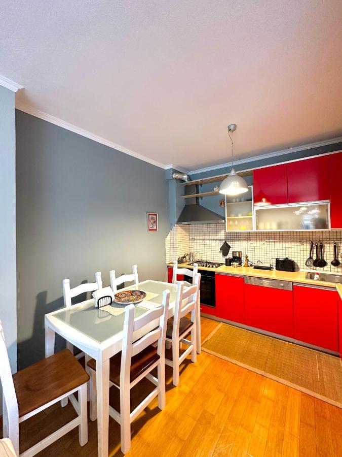 Central Inn Home Tirana 公寓 Tirana